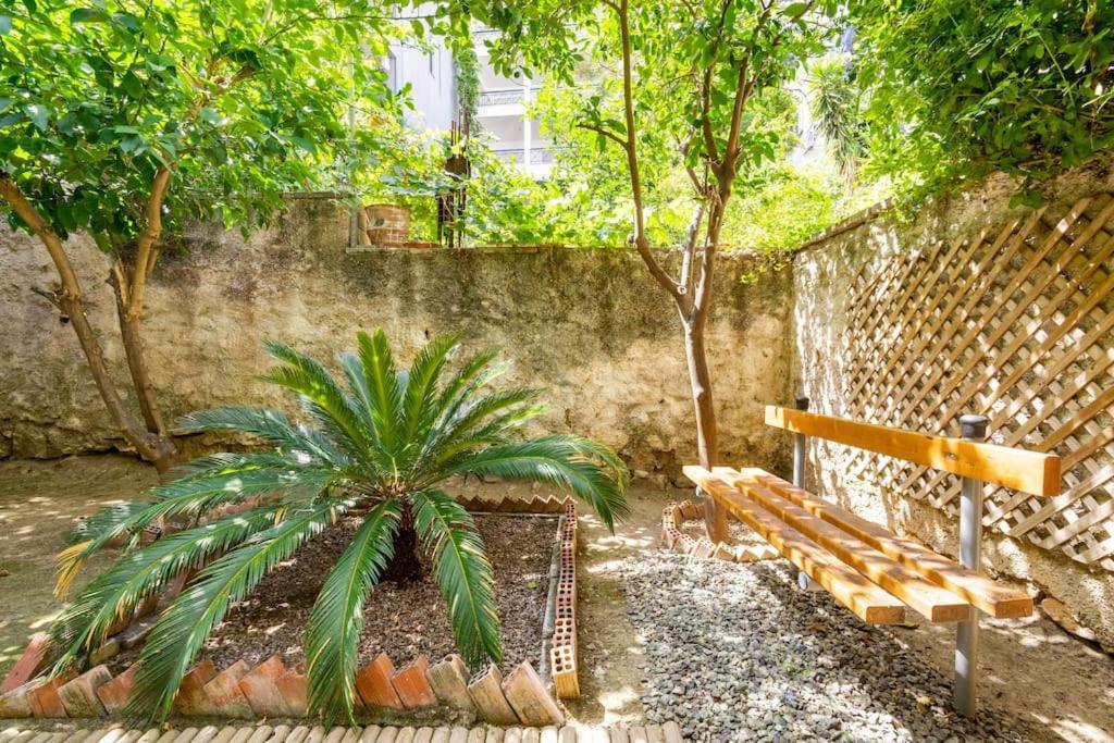Ferienwohnung Secret Garden Downtown Athen Exterior foto