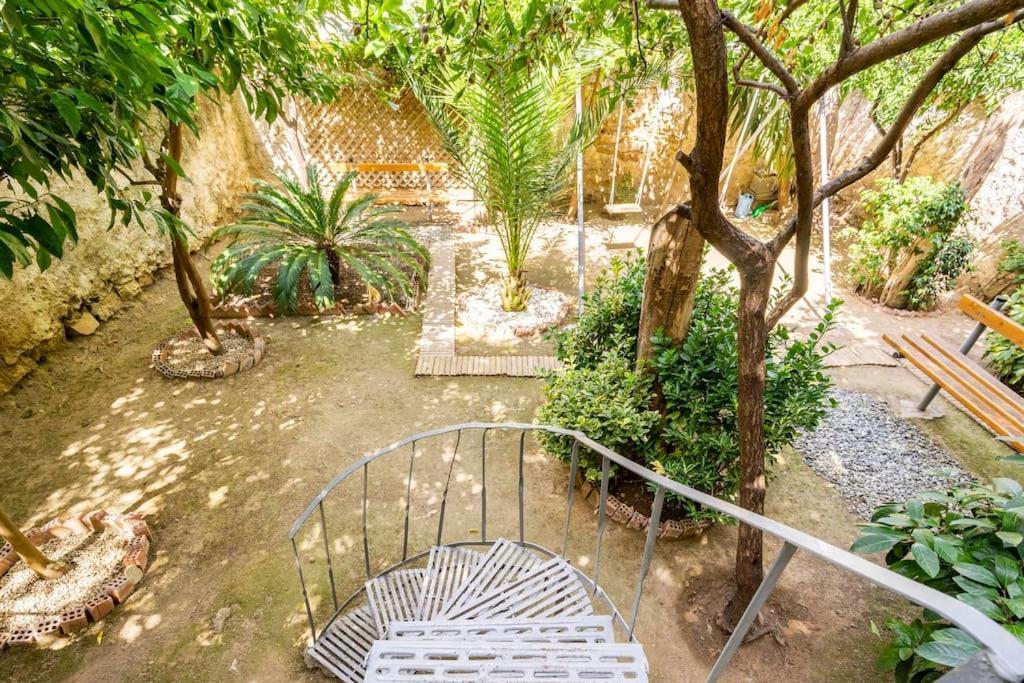 Ferienwohnung Secret Garden Downtown Athen Exterior foto